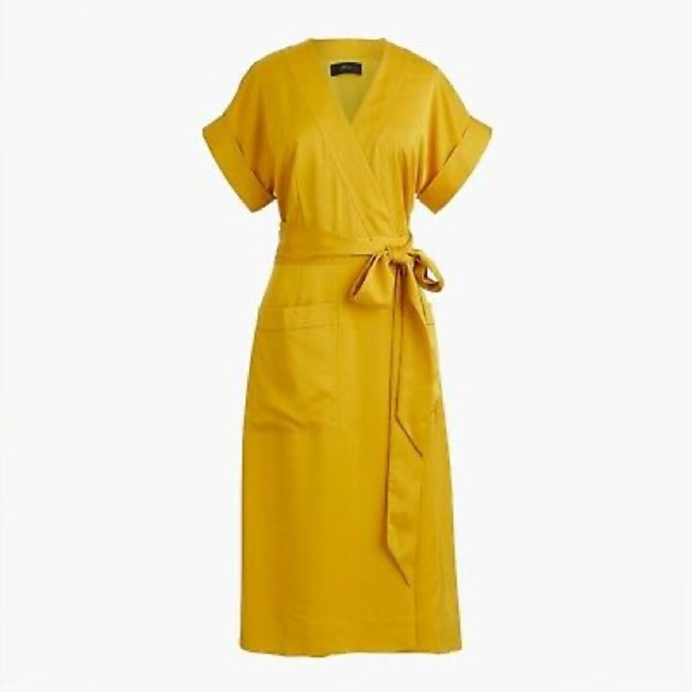 NWT SHORT-SLEEVE WRAP DRESS SATIN-BACK CREPE